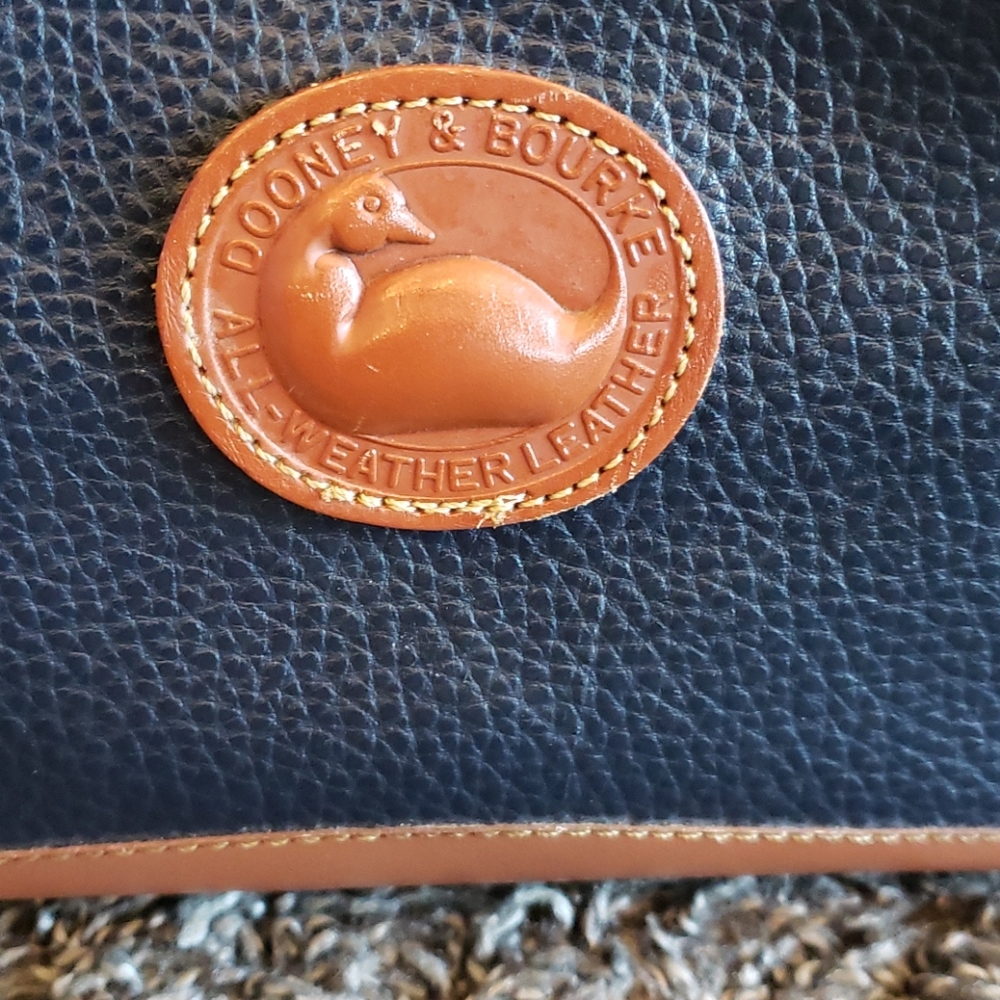Vintage dooney and bourke purse